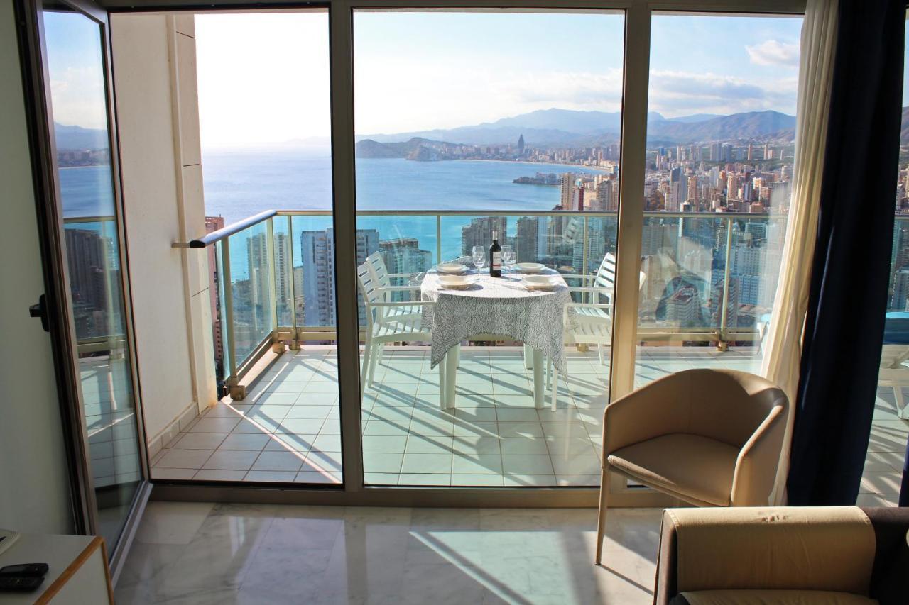 Skyline 26 Stunning Sea Views From A 2-Bedroom Apartment On The 26Th Floor 貝尼多姆 外观 照片