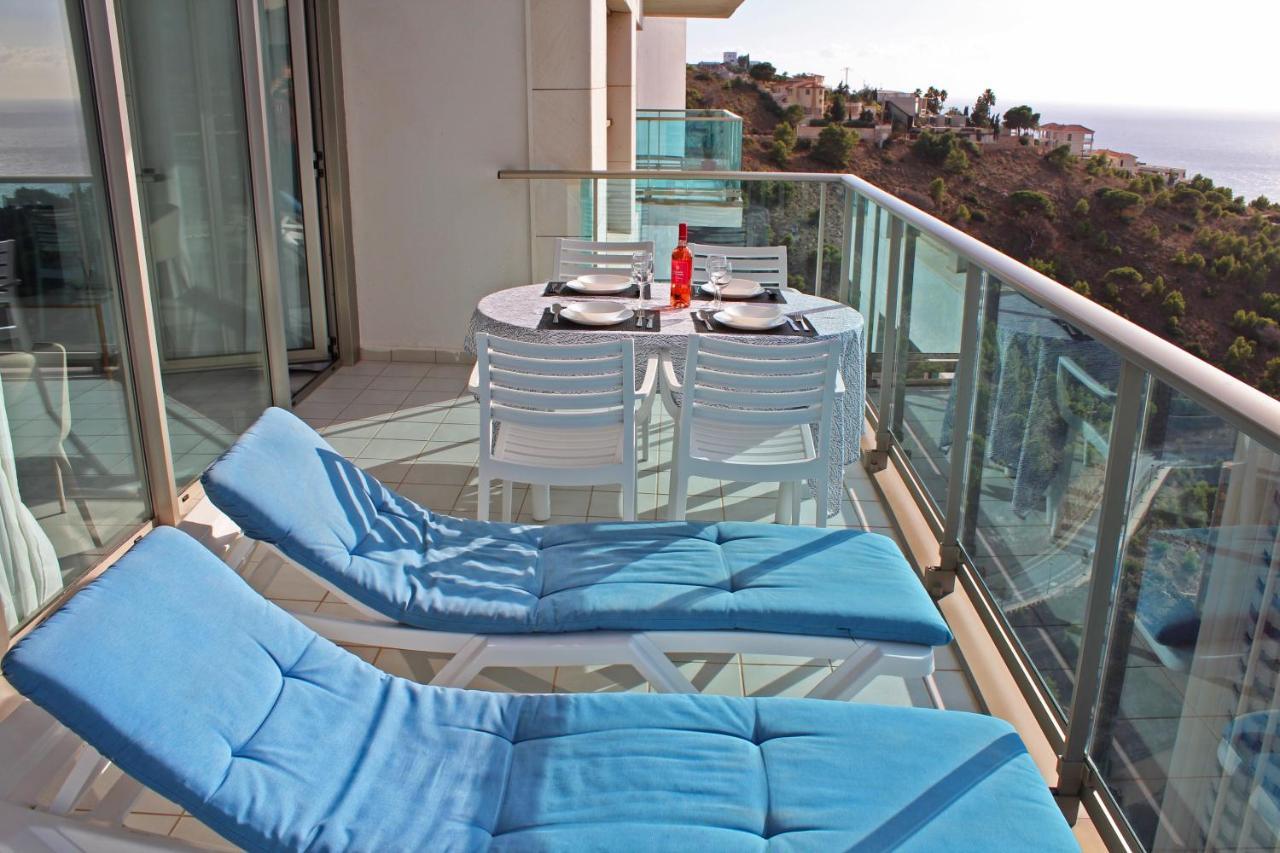 Skyline 26 Stunning Sea Views From A 2-Bedroom Apartment On The 26Th Floor 貝尼多姆 外观 照片