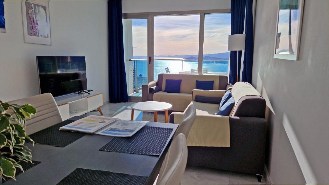 Skyline 26 Stunning Sea Views From A 2-Bedroom Apartment On The 26Th Floor 貝尼多姆 外观 照片