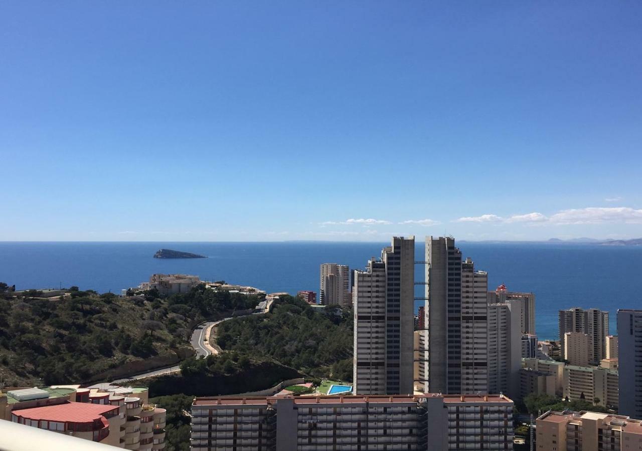 Skyline 26 Stunning Sea Views From A 2-Bedroom Apartment On The 26Th Floor 貝尼多姆 外观 照片